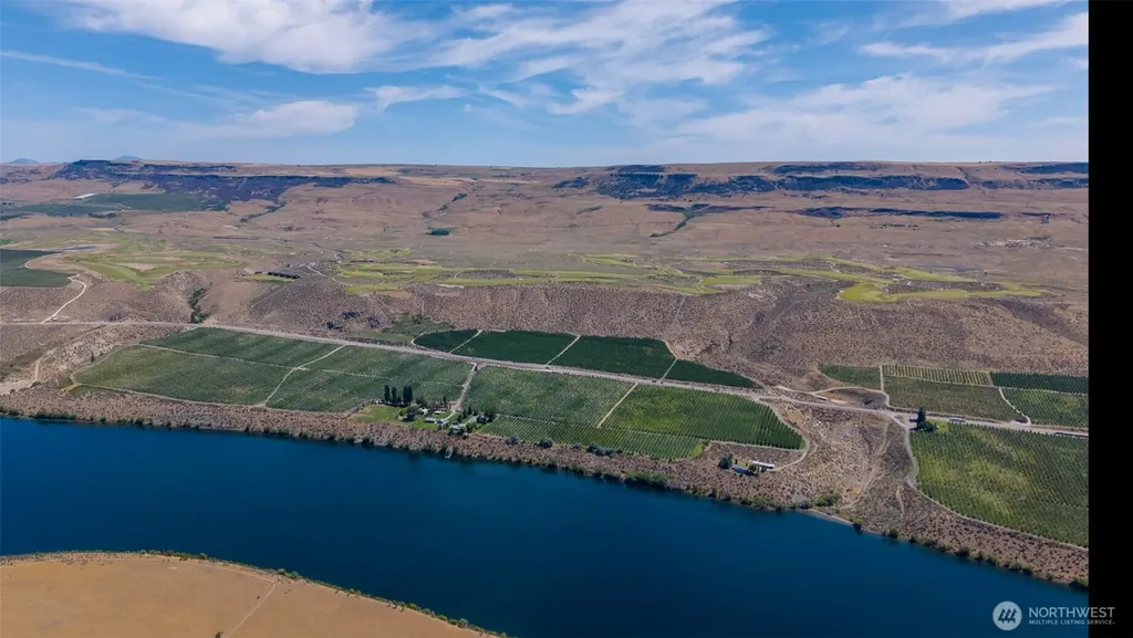 6 Solitude Lane Brewster WA 98812