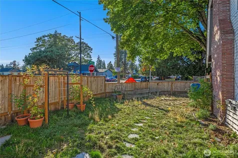 11815 C Street S Tacoma WA 98444