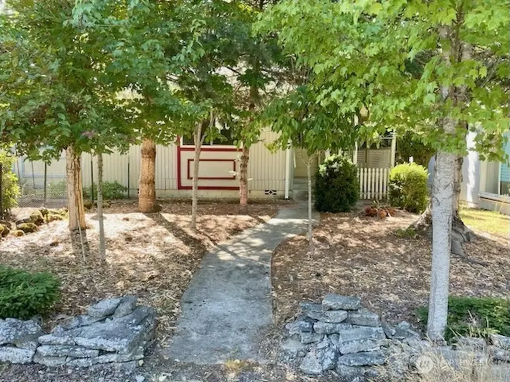 685 Morse Street Ryderwood WA 98581