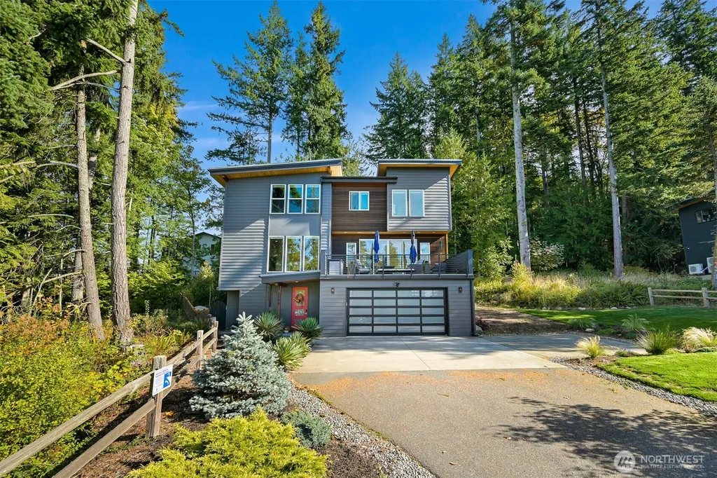 1105 40th Street Bellingham WA 98229