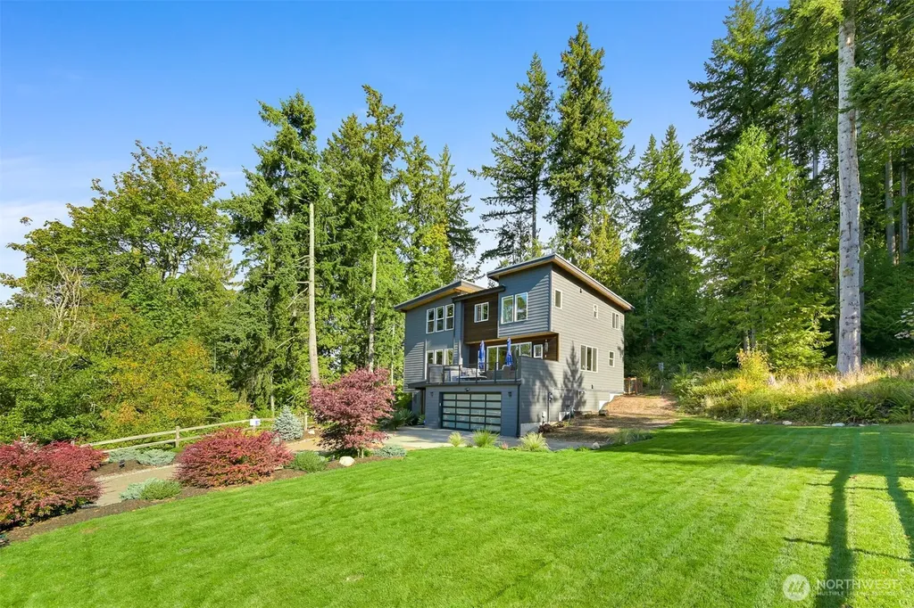 1105 40th Street Bellingham WA 98229