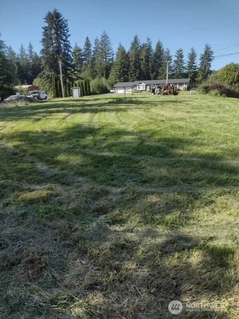 71 Chenois Valley Road Hoquiam WA 98550