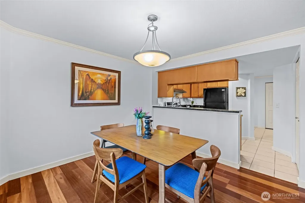 12044 100th Avenue NE Kirkland WA 98034