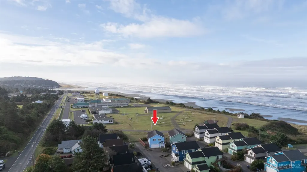 24 Darien Lane Pacific Beach WA 98571