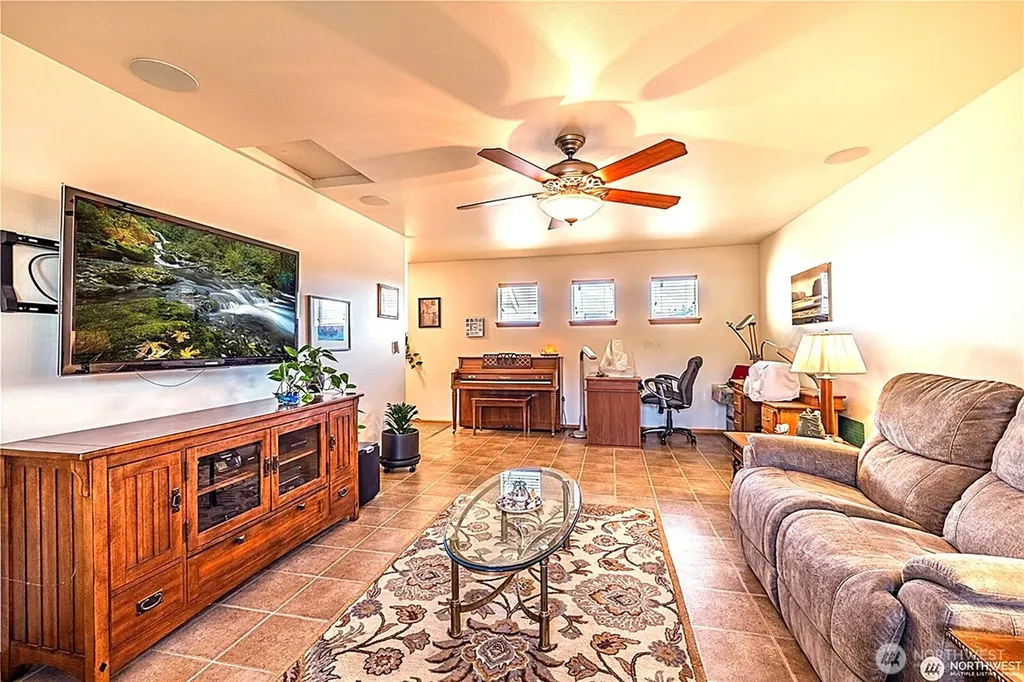 4822 Starfish Lane Blaine WA 98230