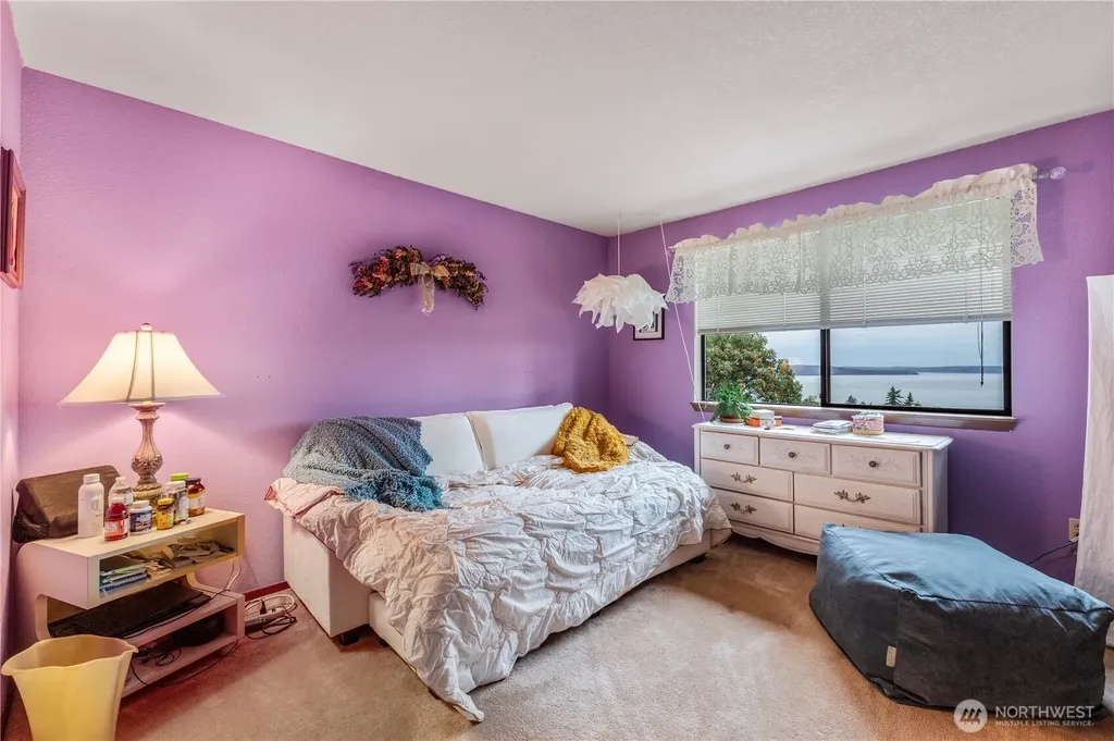 6329 Dash Point Boulevard NE Tacoma WA 98422