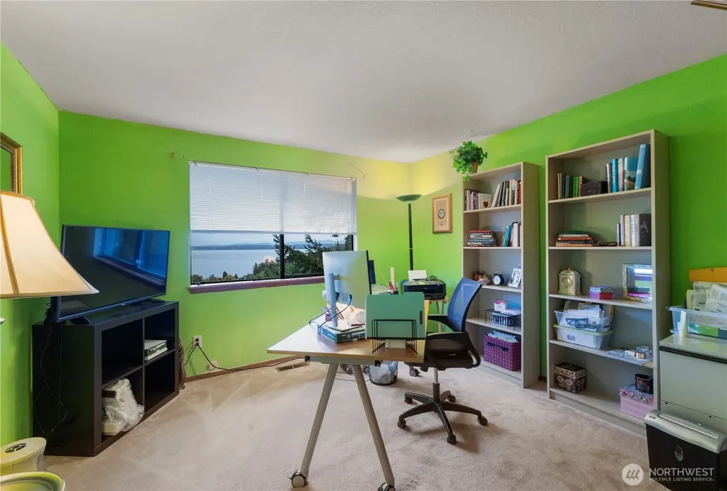 6329 Dash Point Boulevard NE Tacoma WA 98422