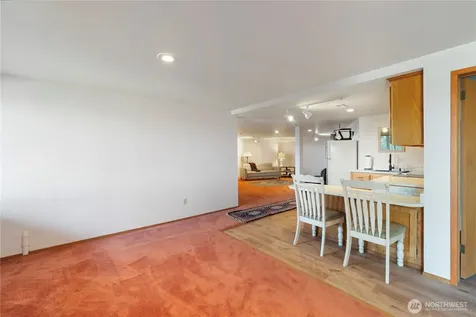 6329 Dash Point Boulevard NE Tacoma WA 98422