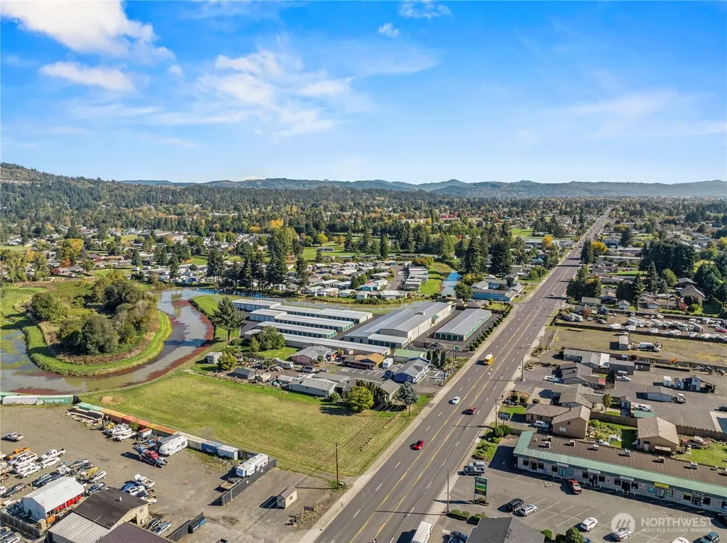4504 Ocean Beach Highway Longview WA 98632