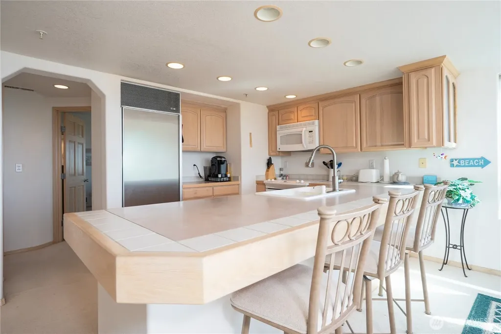 1599 E Ocean Shores Boulevard Ocean Shores WA 98569