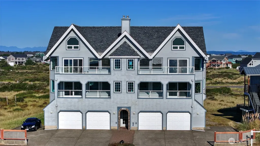 1599 E Ocean Shores Boulevard Ocean Shores WA 98569