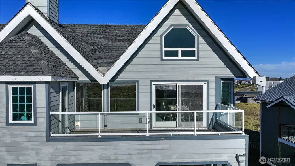 1599 E Ocean Shores Boulevard Ocean Shores WA 98569