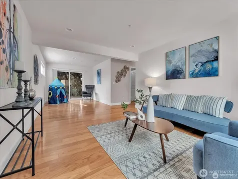 4032 152nd Place SW Lynnwood WA 98087