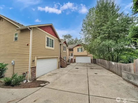 4032 152nd Place SW Lynnwood WA 98087