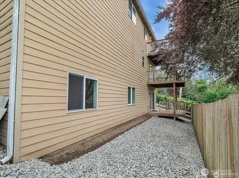 4032 152nd Place SW Lynnwood WA 98087