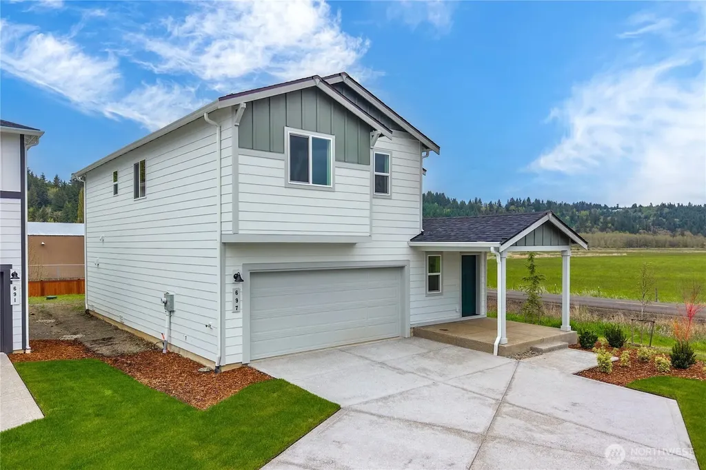 697 Salzer Creek Drive Centralia WA 98531