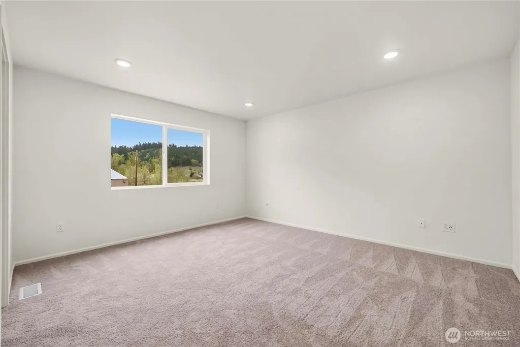 697 Salzer Creek Drive Centralia WA 98531