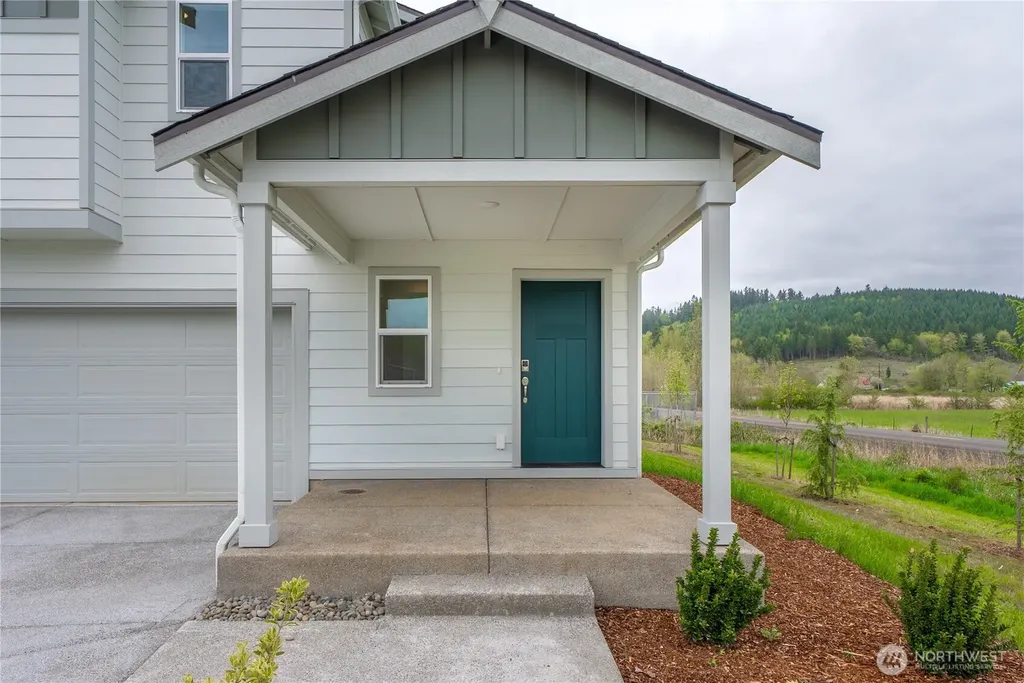 697 Salzer Creek Drive Centralia WA 98531