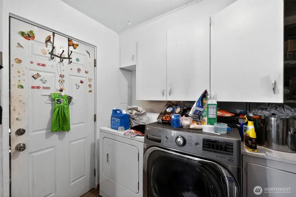 1717 10th Avenue Longview WA 98632