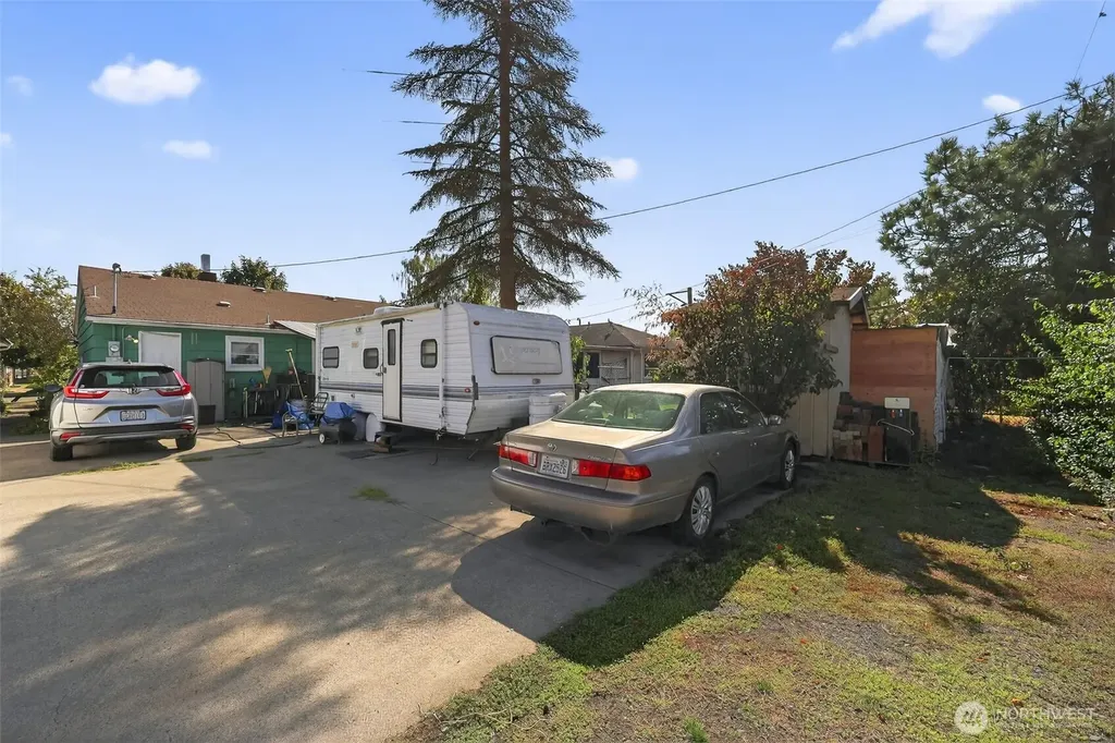 1717 10th Avenue Longview WA 98632