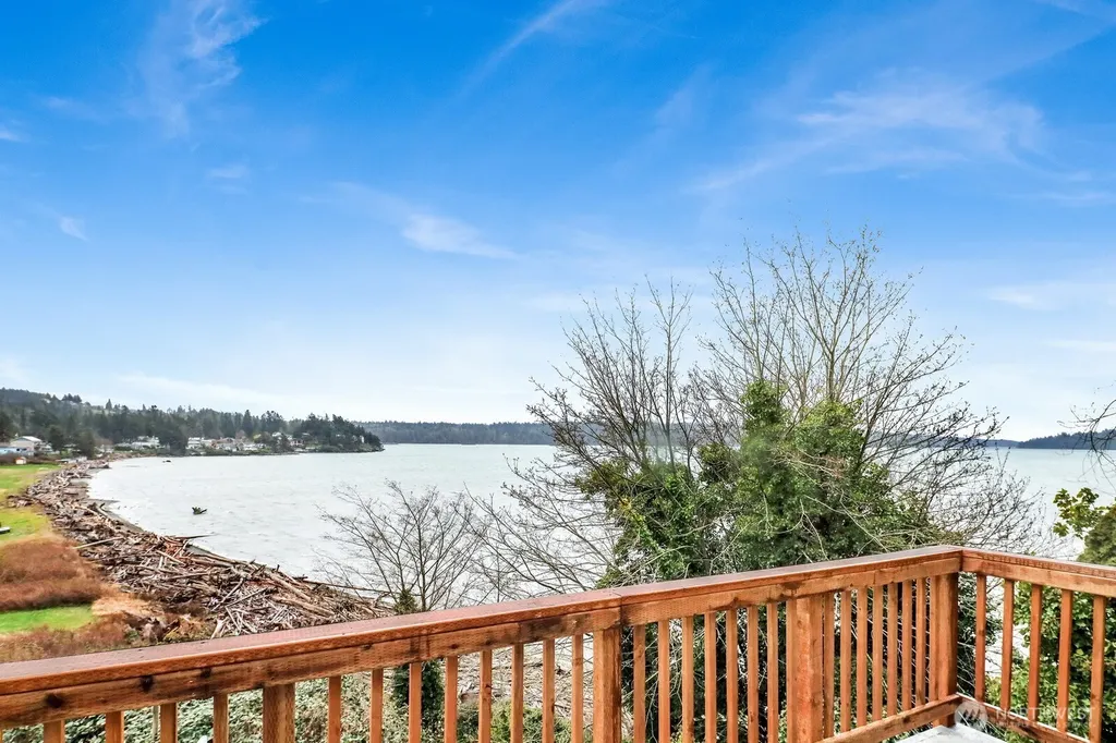 13574 S Green Street Anacortes WA 98221