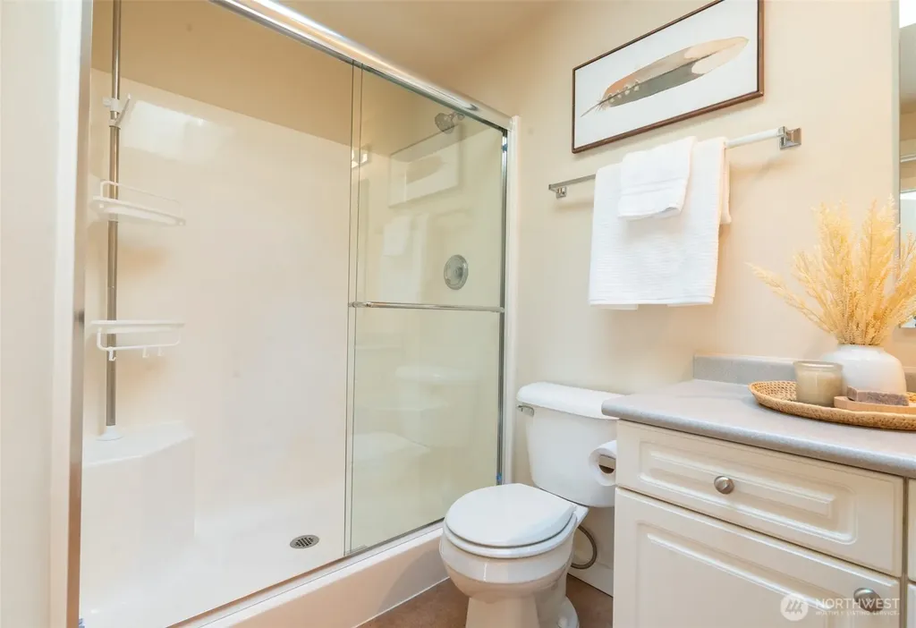 10744 Greenwood Avenue N Seattle WA 98133