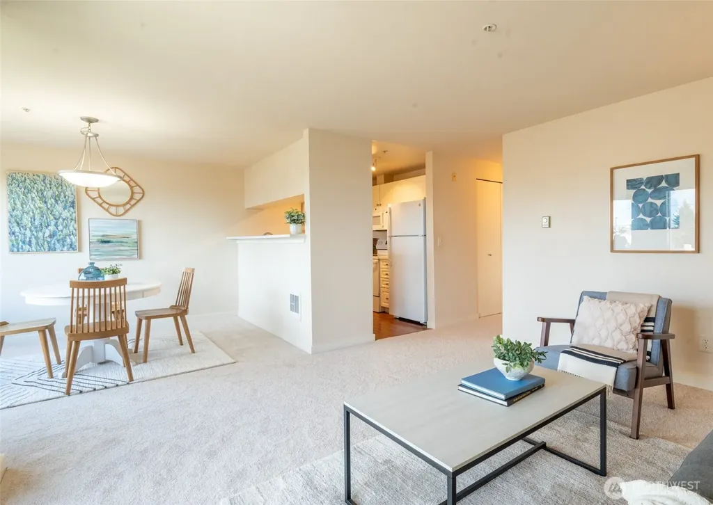 10744 Greenwood Avenue N Seattle WA 98133
