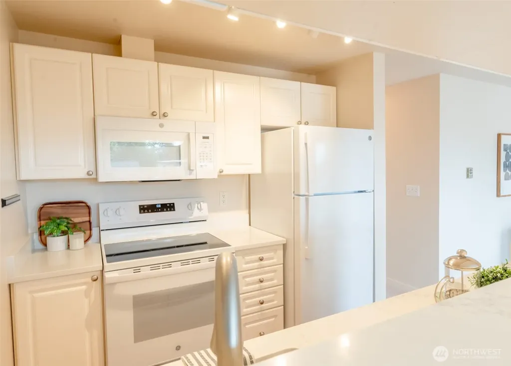 10744 Greenwood Avenue N Seattle WA 98133