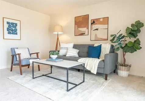 10744 Greenwood Avenue N Seattle WA 98133