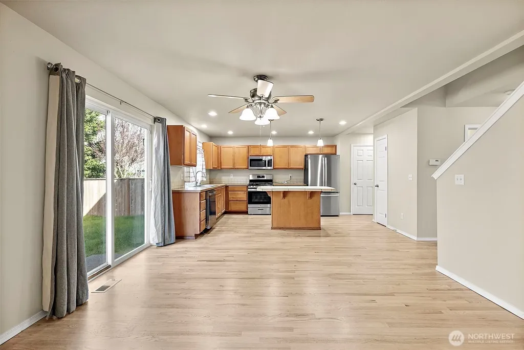 12823 166th Street Ct E Puyallup WA 98374