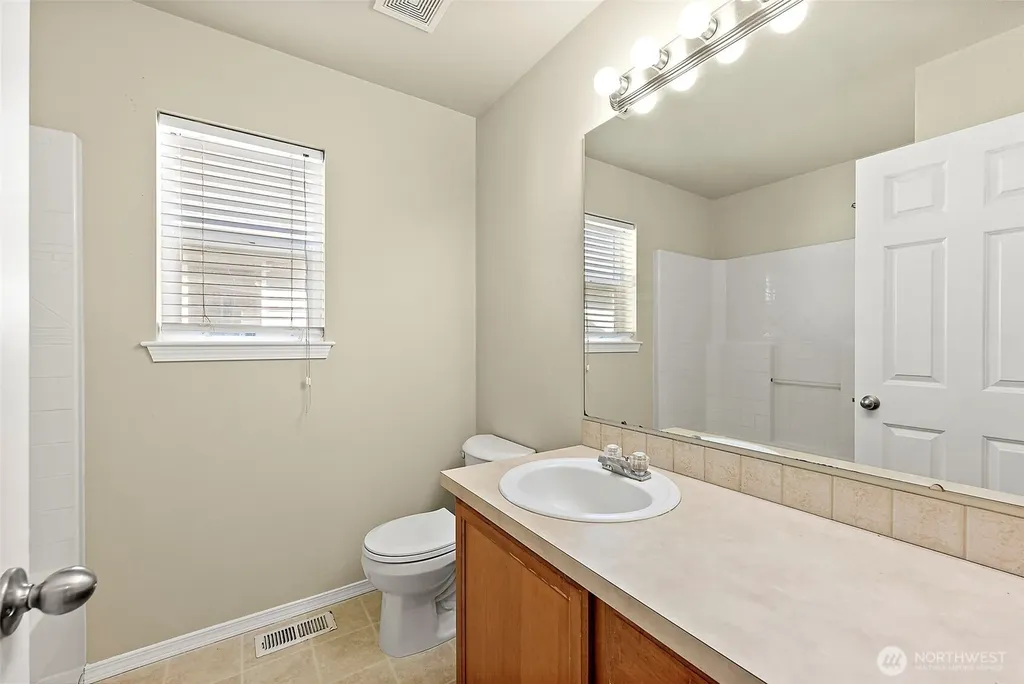 12823 166th Street Ct E Puyallup WA 98374