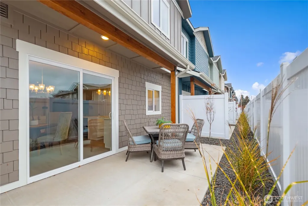 1030 Finch Lane Wenatchee WA 98801