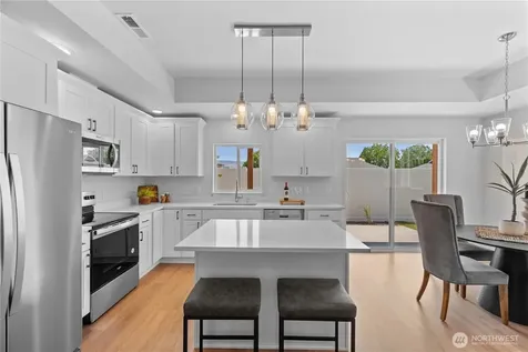 1030 Finch Lane Wenatchee WA 98801