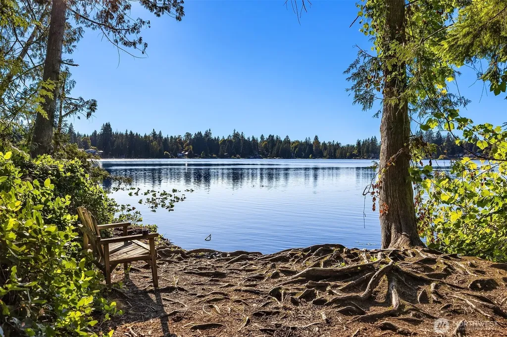 358 NE Moss Lake Road Carnation WA 98014