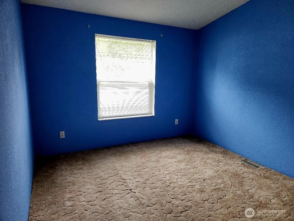 19 Christmas Tree Lane Shelton WA 98584