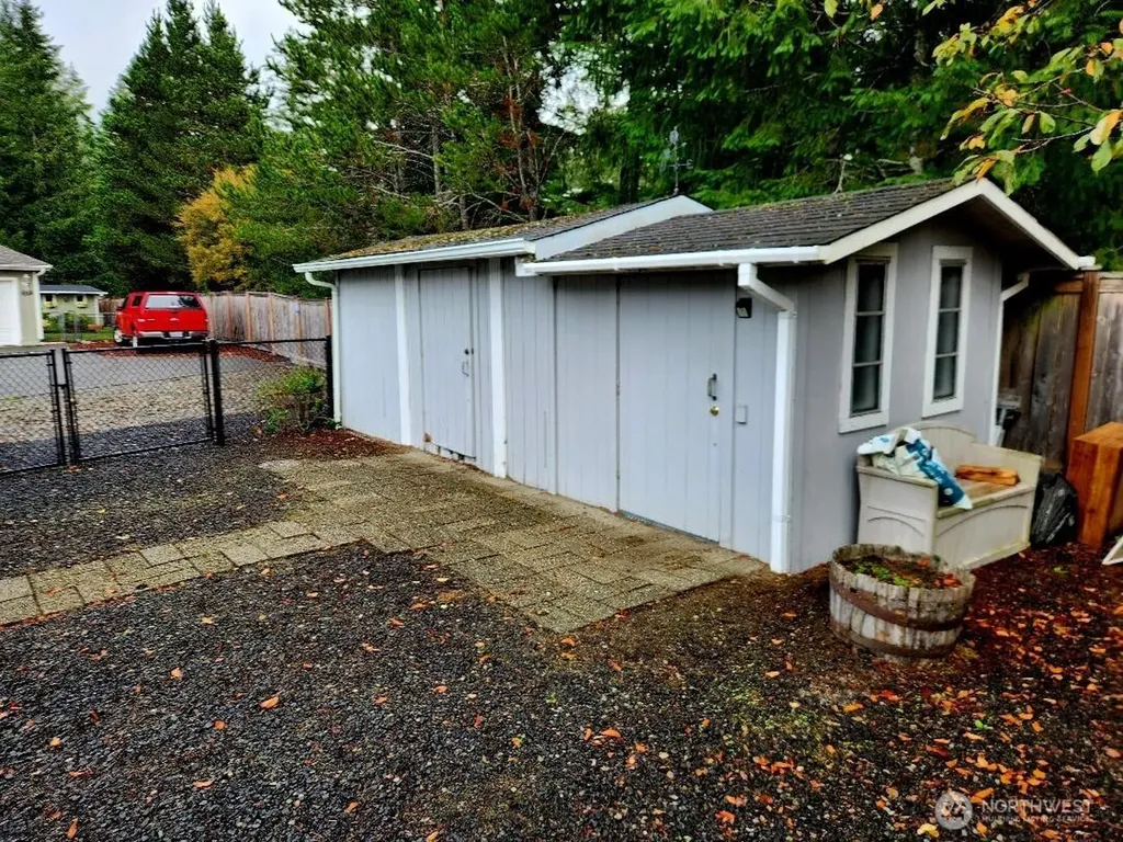 19 Christmas Tree Lane Shelton WA 98584
