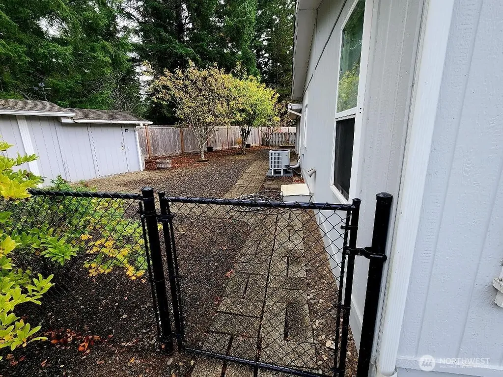 19 Christmas Tree Lane Shelton WA 98584