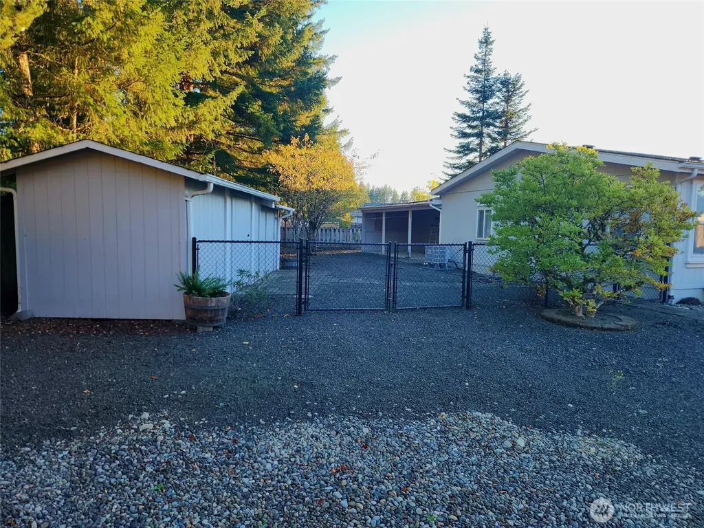 19 Christmas Tree Lane Shelton WA 98584