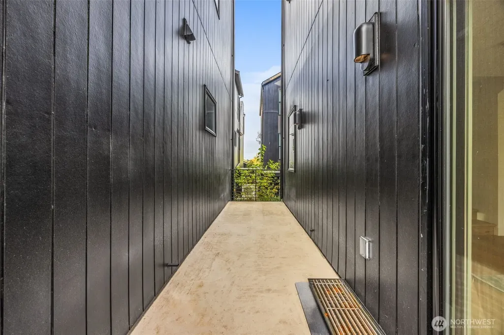 8547 Evanston Avenue N Seattle WA 98103