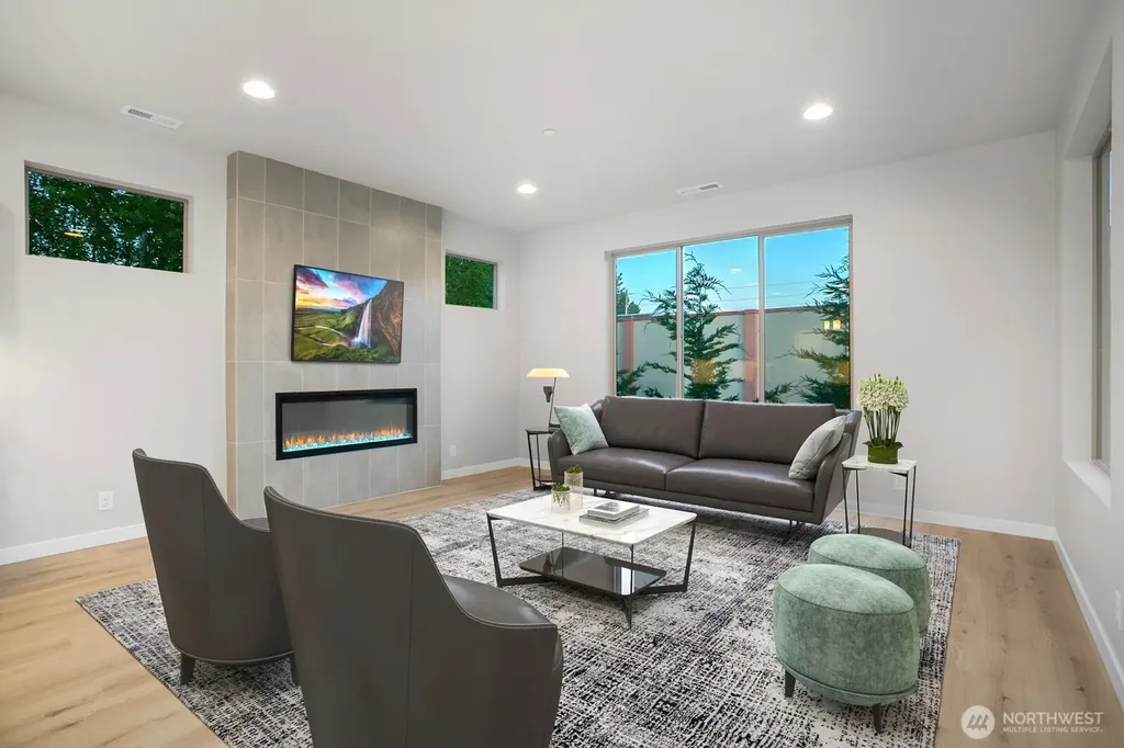 13325 SE 238th Place Kent WA 98042