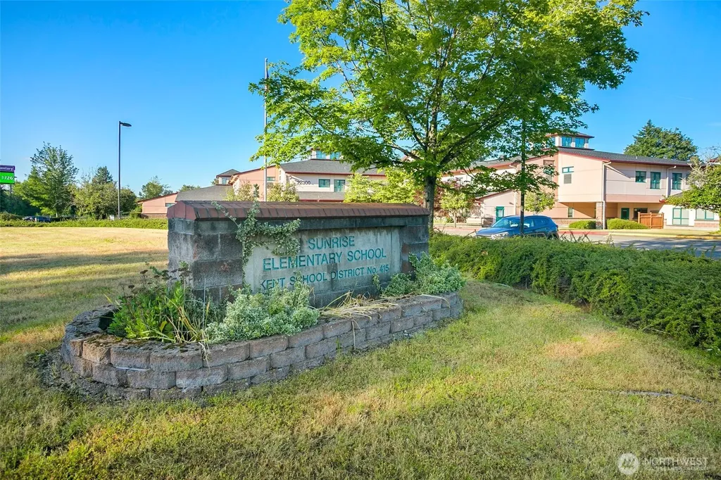 13325 SE 238th Place Kent WA 98042