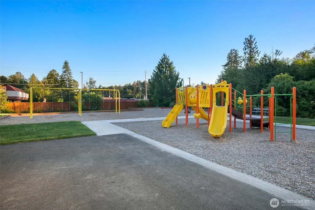 13325 SE 238th Place Kent WA 98042