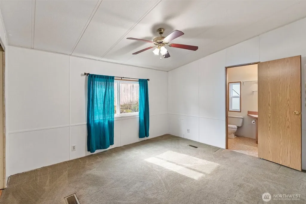 8811 Overlook Circle NE Bremerton WA 98311
