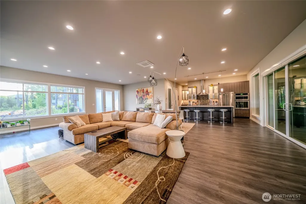 5469 Wood Duck Loop Blaine WA 98230