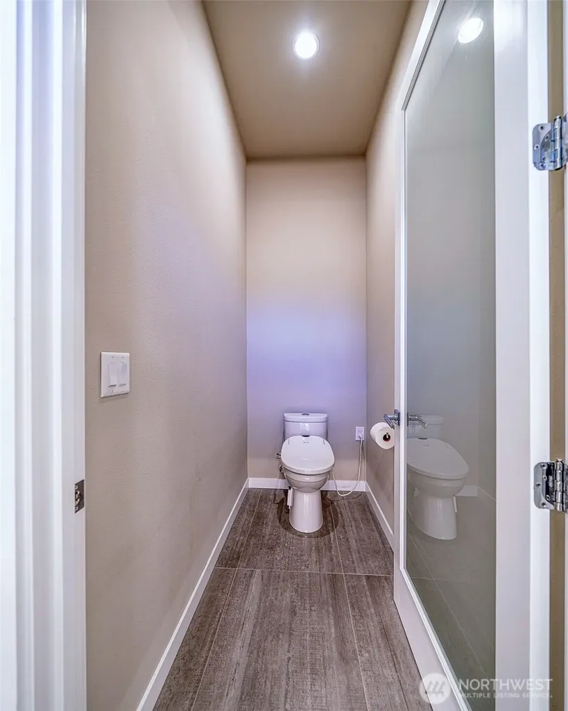 5469 Wood Duck Loop Blaine WA 98230