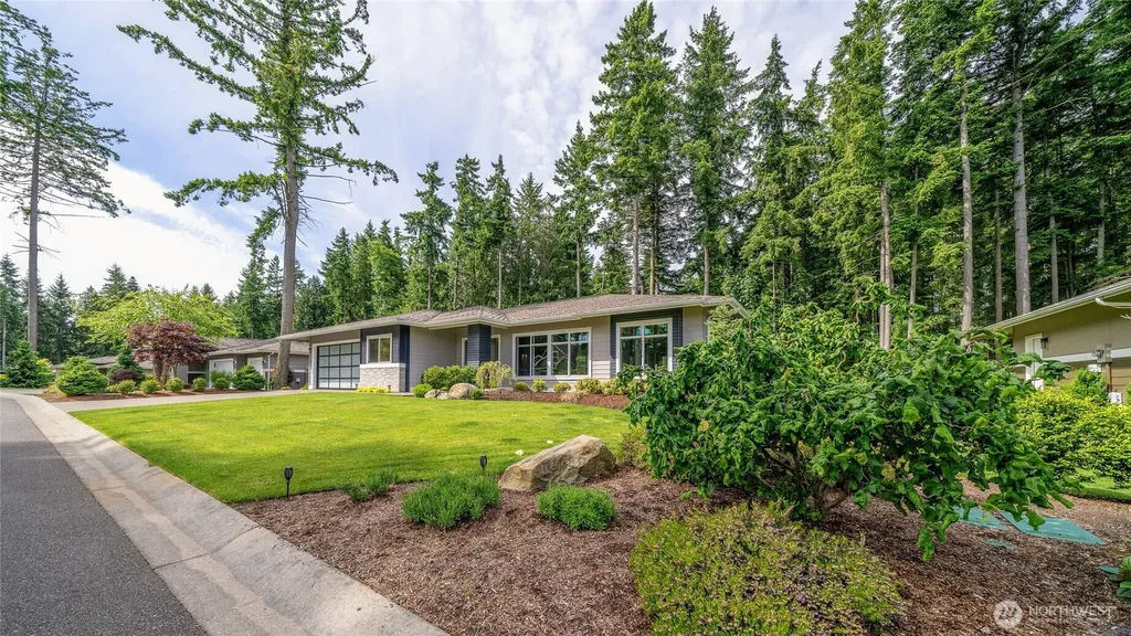 5469 Wood Duck Loop Blaine WA 98230