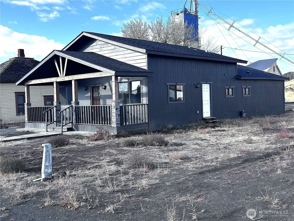 207 N Birch Street Odessa WA 99159