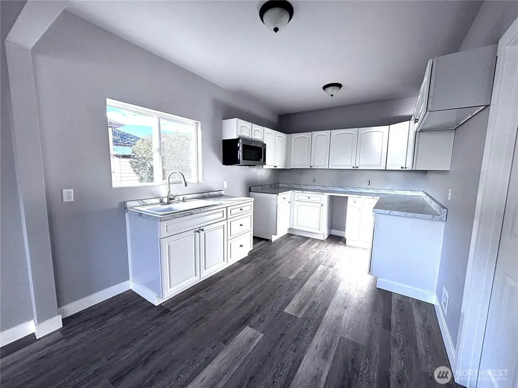 207 N Birch Street Odessa WA 99159