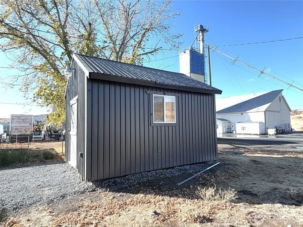 207 N Birch Street Odessa WA 99159