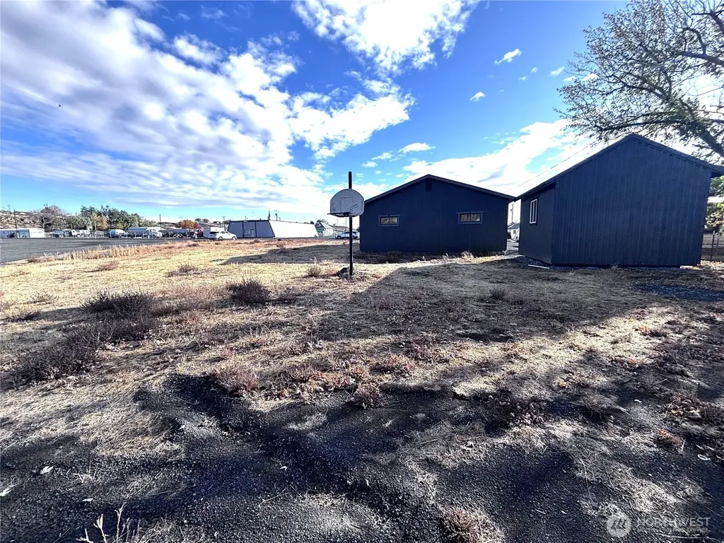 207 N Birch Street Odessa WA 99159